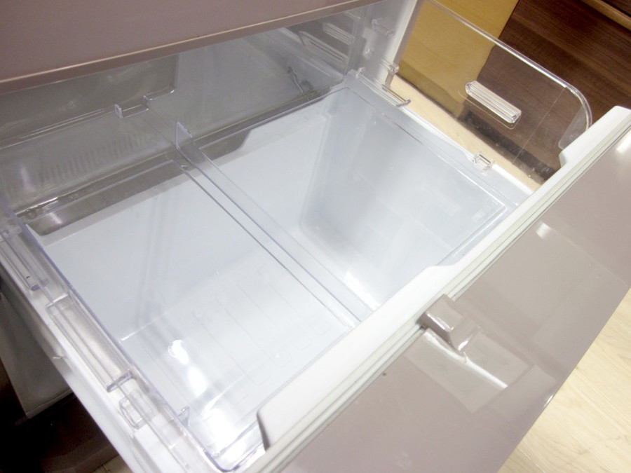 MITSUBISHI(三菱)の335L 3ドア冷蔵庫 2012年製「MR-C34T-P」｜2020年01