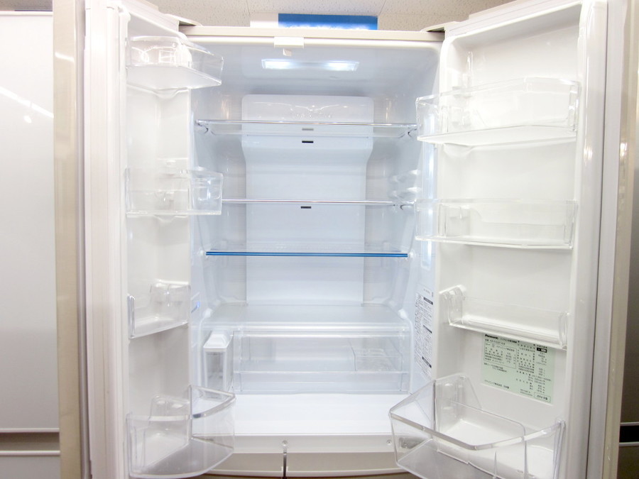 Panasonic(パナソニック)の426L 6ドア冷蔵庫 2014年製「NR-F438T