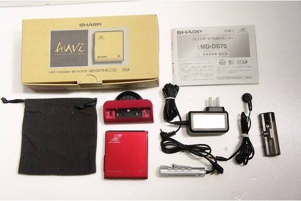 超激レア！SHARP 1BIT ポータブルMDプレーヤー(MD-DS70-R)買取入荷