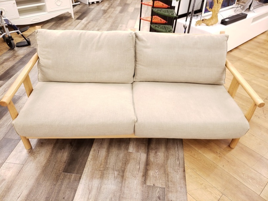 ACTUS(アクタス)】北米スタイル！木枠のナチュラルな2人掛けソファ買取