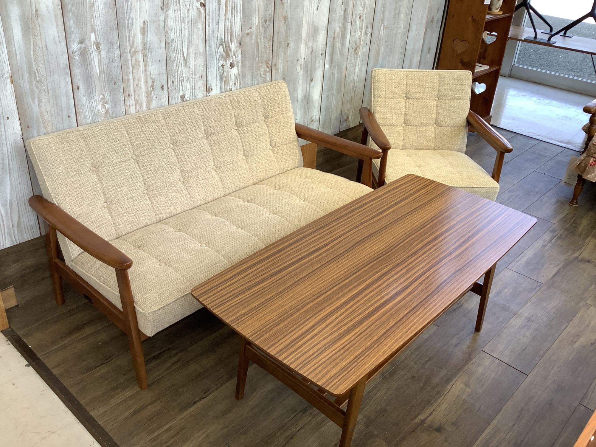 カリモク60】おしゃれ家具の定番！Kチェア2シーター・1シーターの