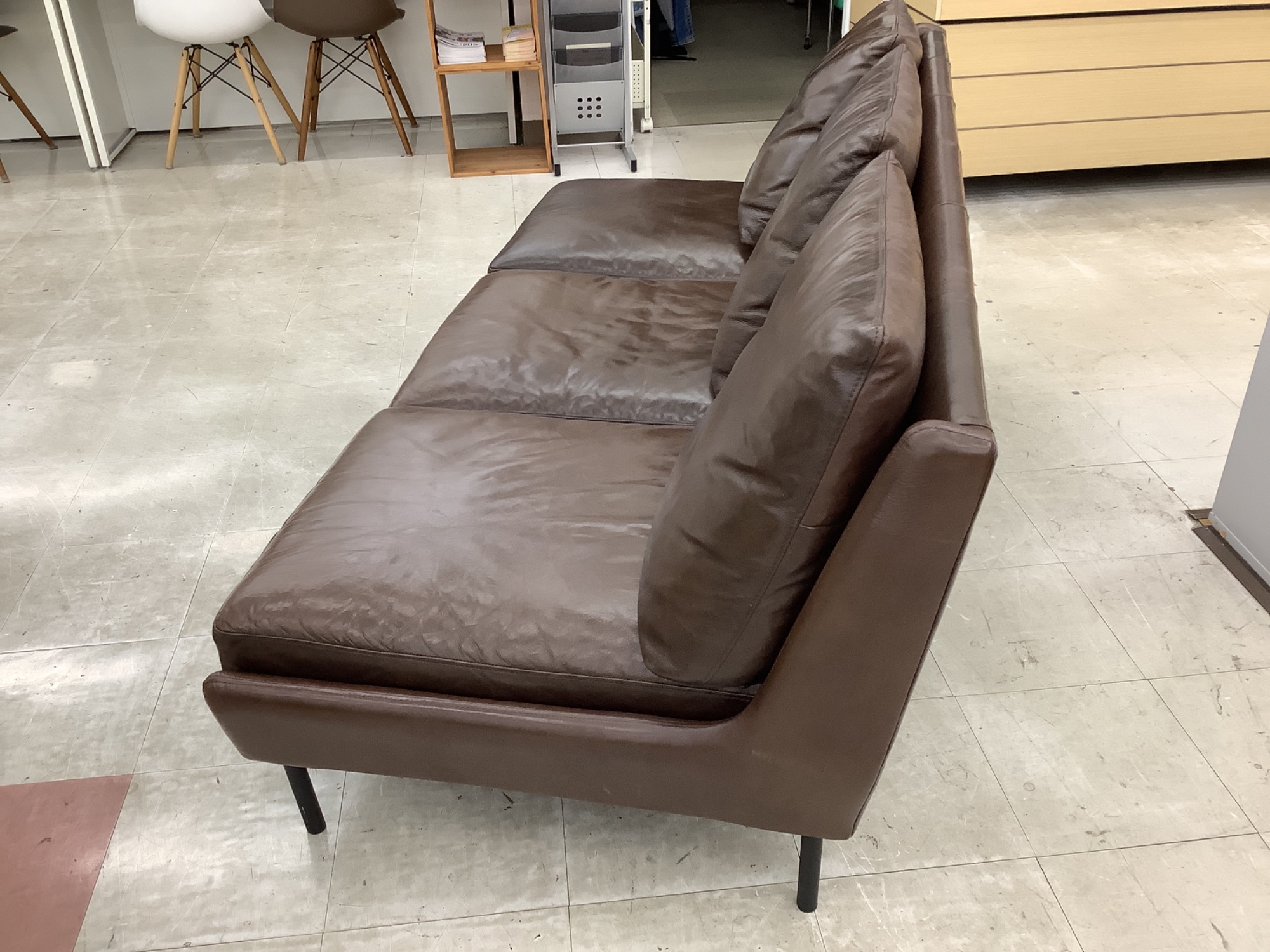 新入荷情報！】unico(ウニコ)のHOXTON(ホクストン)シリーズ、3人掛け