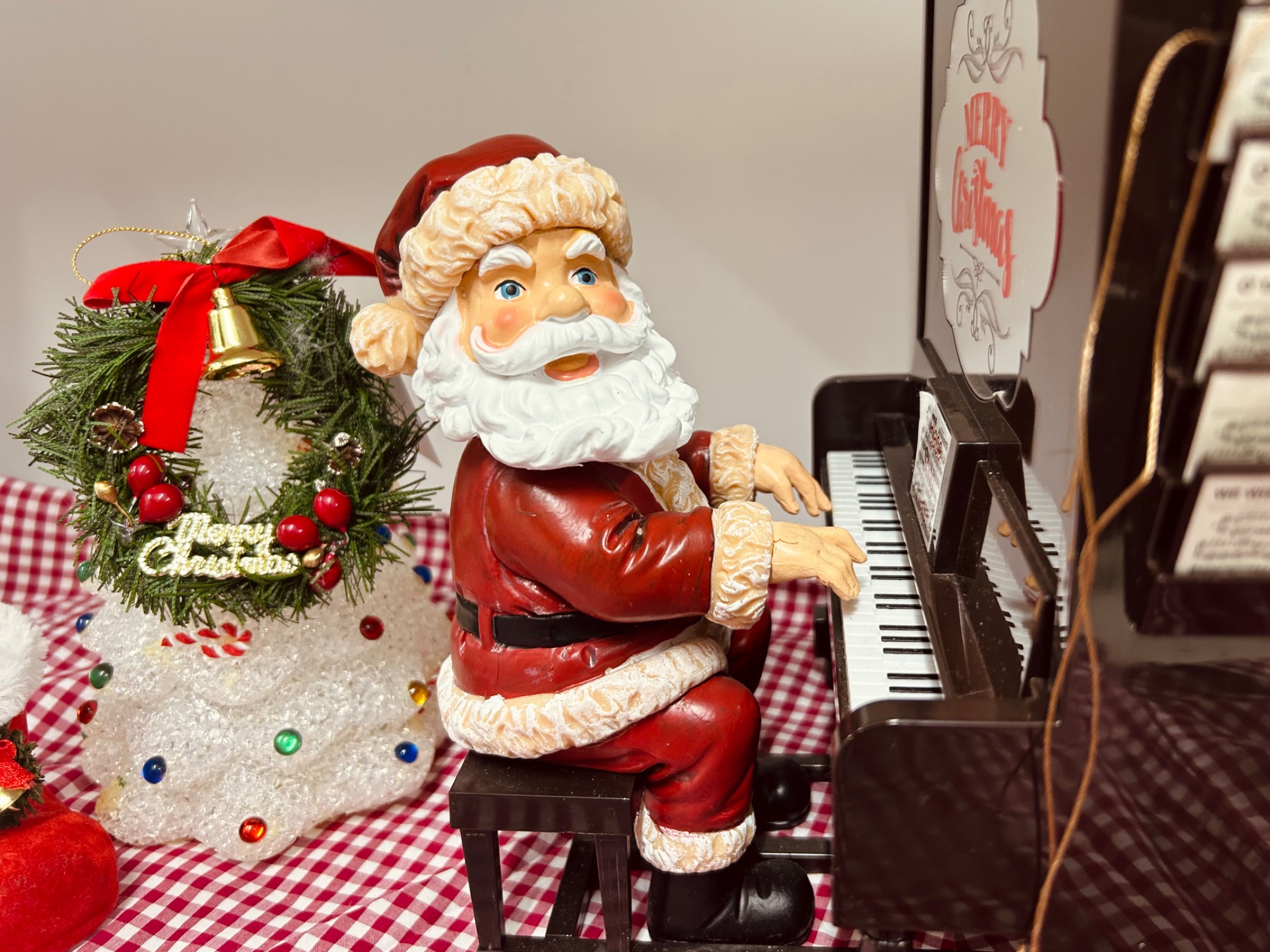 サンタが奏でる素敵なメロディーのオルゴール♪♪｜2024年12月14日