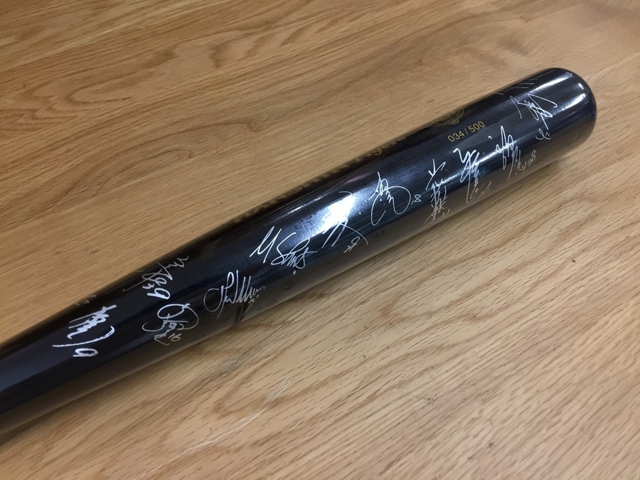 阪神タイガーズファン必見！！阪神タイガーズ2005年優勝記念サイン入り