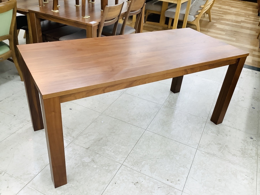 アカセ木工 ACTUS(アクタス)のダイニングテーブル(レン)が買取入荷しま