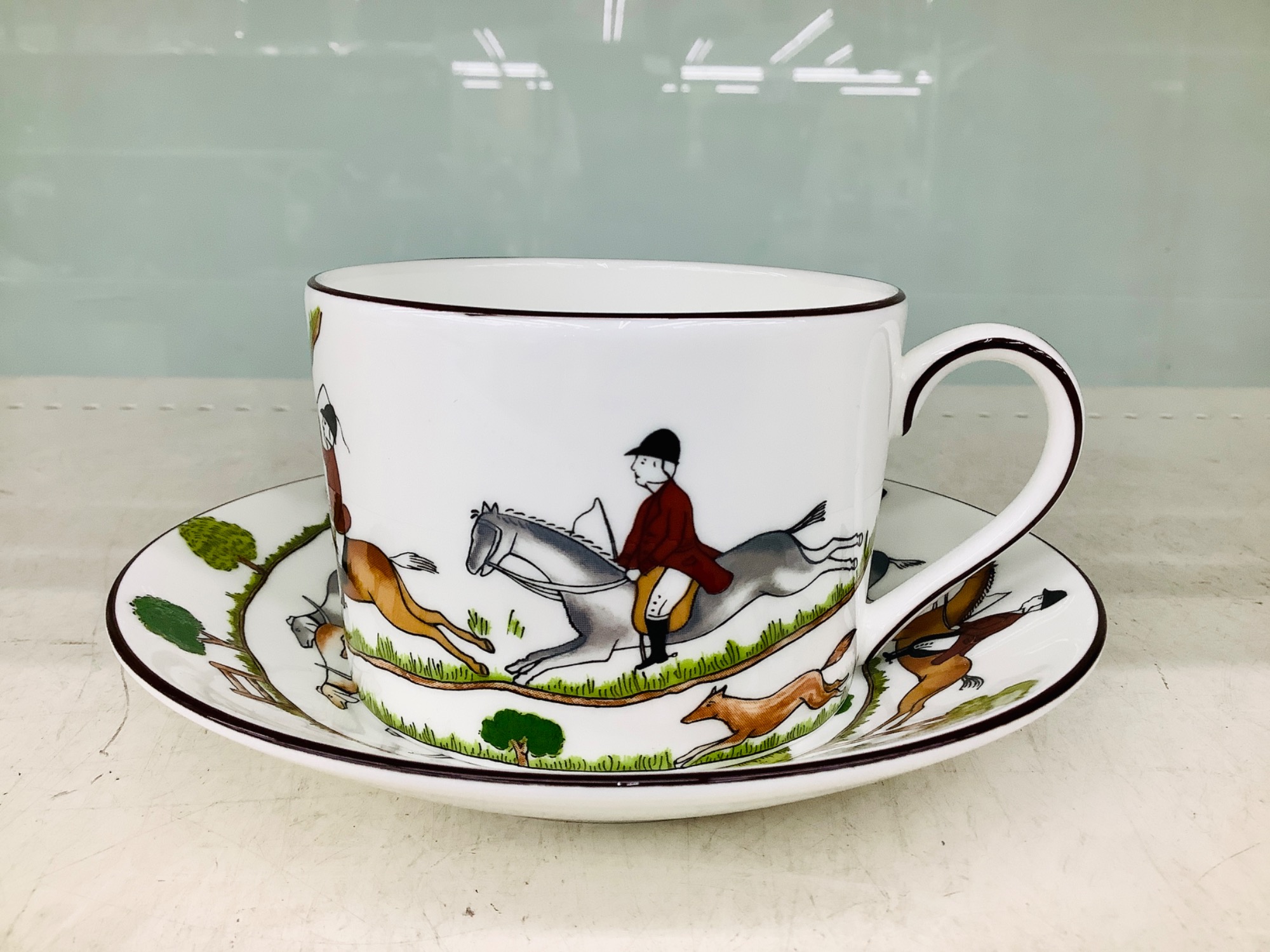 Wedgwood（ウェッジウッド）ハンティングシーンのカップ＆ソーサーをご