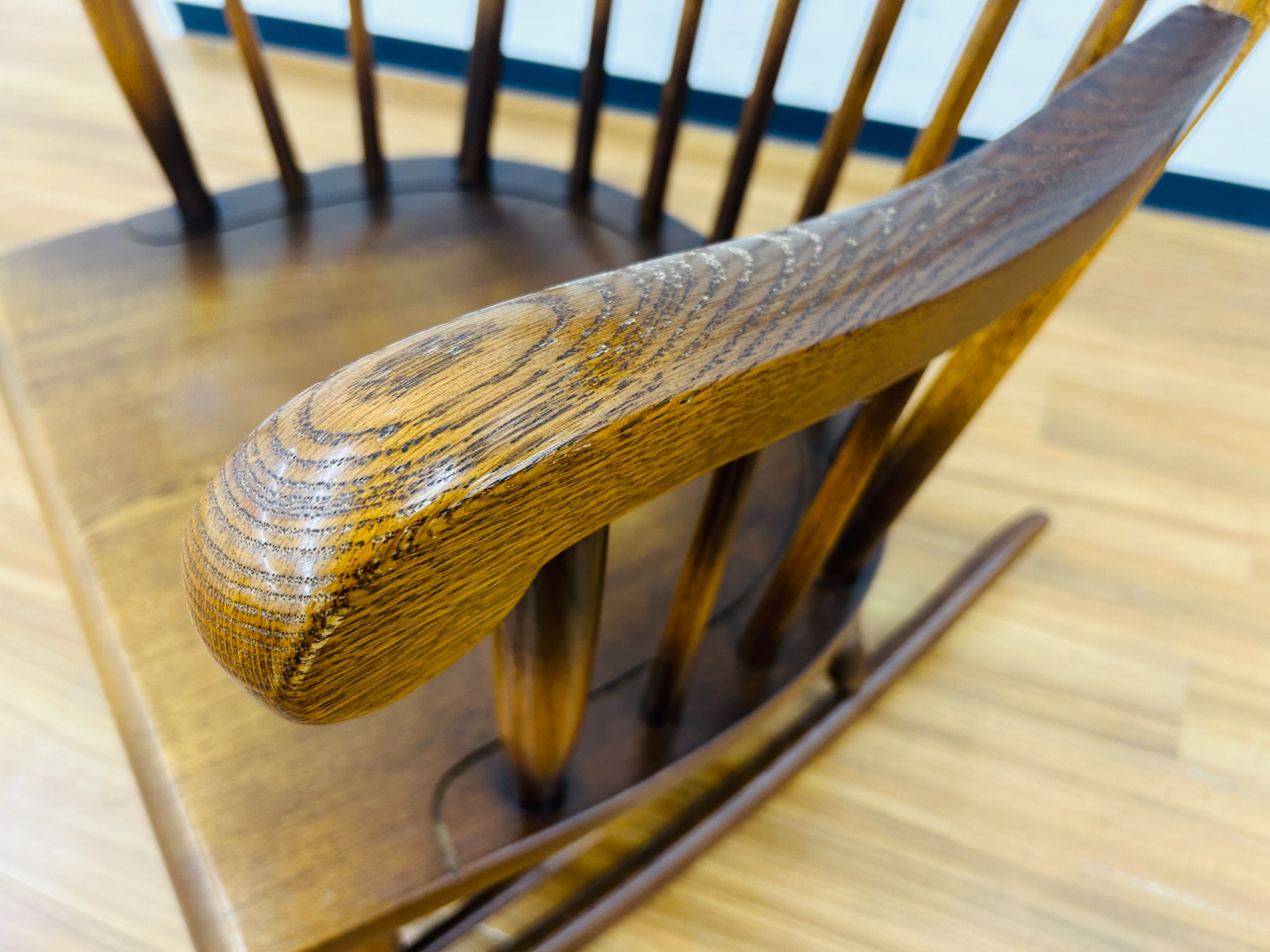 キツツキマーク】飛騨産業のロッキングチェア入荷いたしました！｜2024