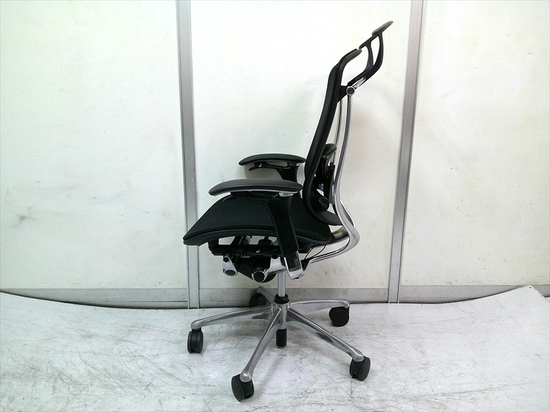 オカムラ コンテッサ CM31AB-FBH1 座：メッシュ ブラック ハンガー付