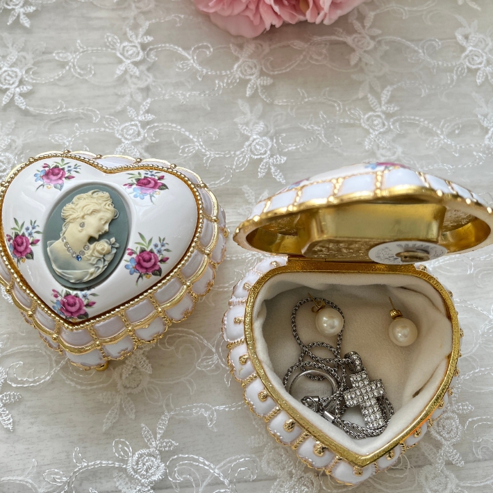 カメオ風 ハートオルゴール 花柄 アンチモニーオルゴール ジュエリー