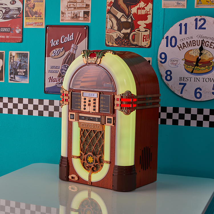 ジュークボックス型CDプレーヤー