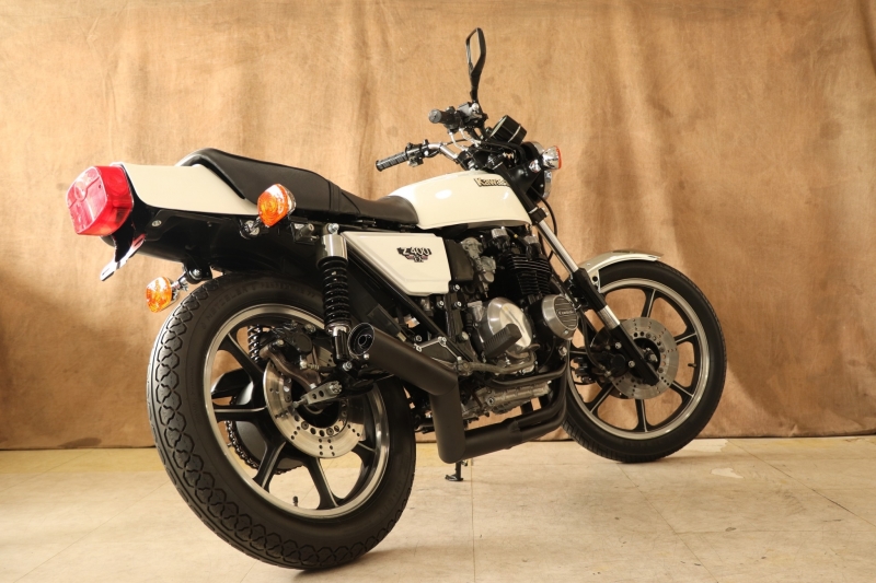 Z550 パールホワイトのフェックス仕様｜ASK｜旧車・絶版バイクならウエマツ