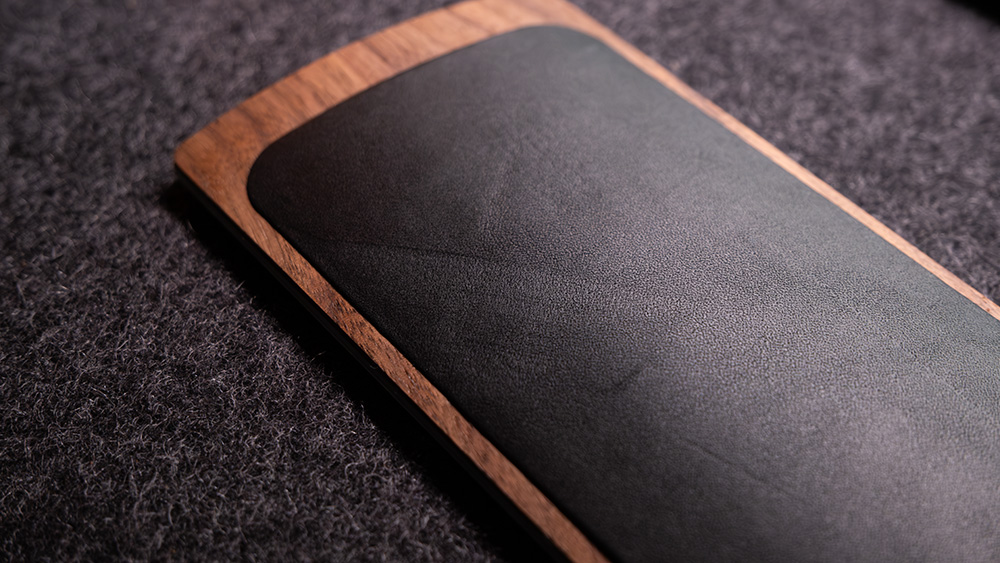 GROVEMADE Keyboard Wrist Restをレビュー｜モダンで美しいウッド