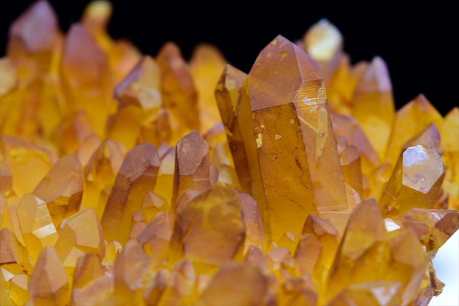 アーカンソー産 ゴールドクォーツ（ゴールデンヒーラー） クラスター