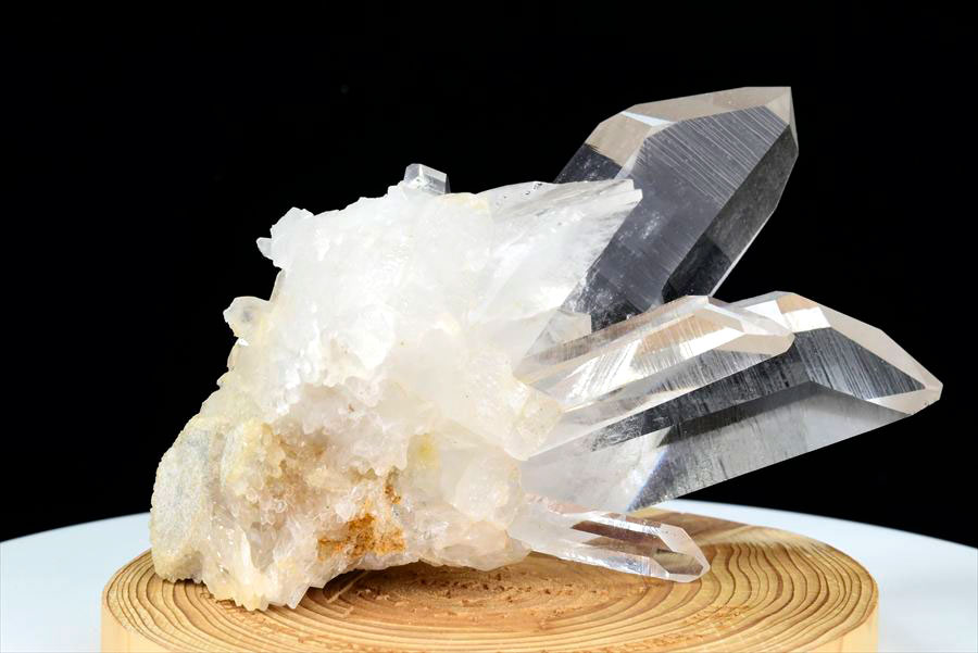 アーカンソー州産 水晶クラスター 原石｜原産地直輸入｜最も美しい水晶