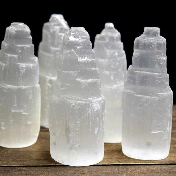 セレナイト タワー型 キャッツアイセレナイト｜透石膏｜モロッコ産