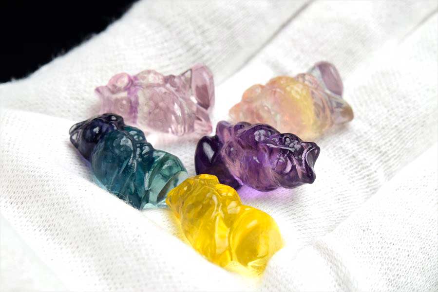 フクロウ 置物｜フローライト（蛍石）｜天然石 パワーストーン｜アップ