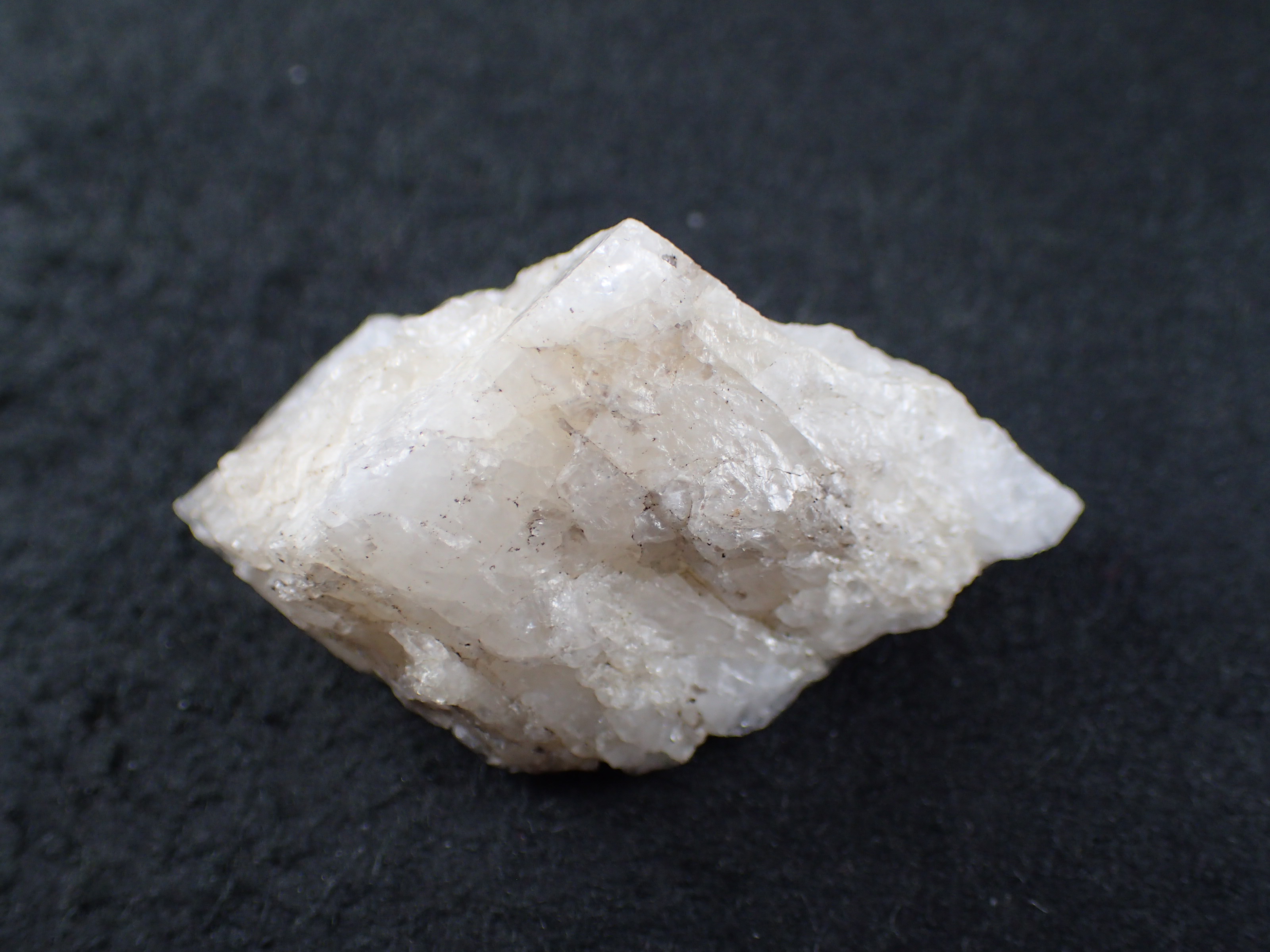 飛鳥桜水晶 ｜石の販売専門店【vec stone club】