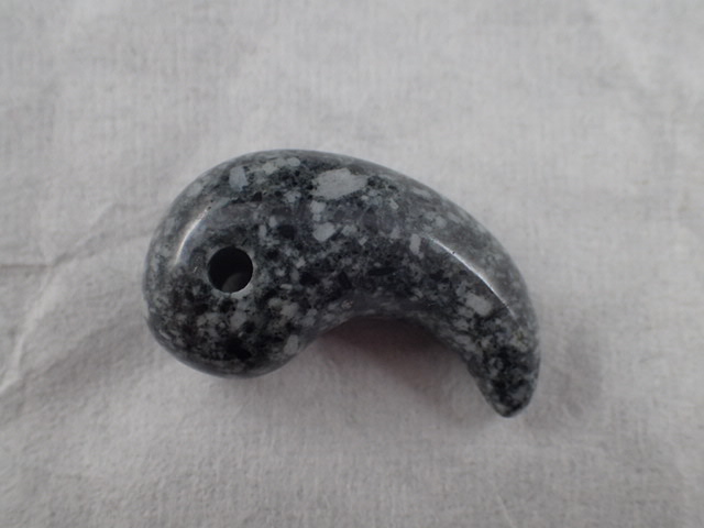 とおのの銘石 勾玉 ｜石の販売専門店【vec stone club】