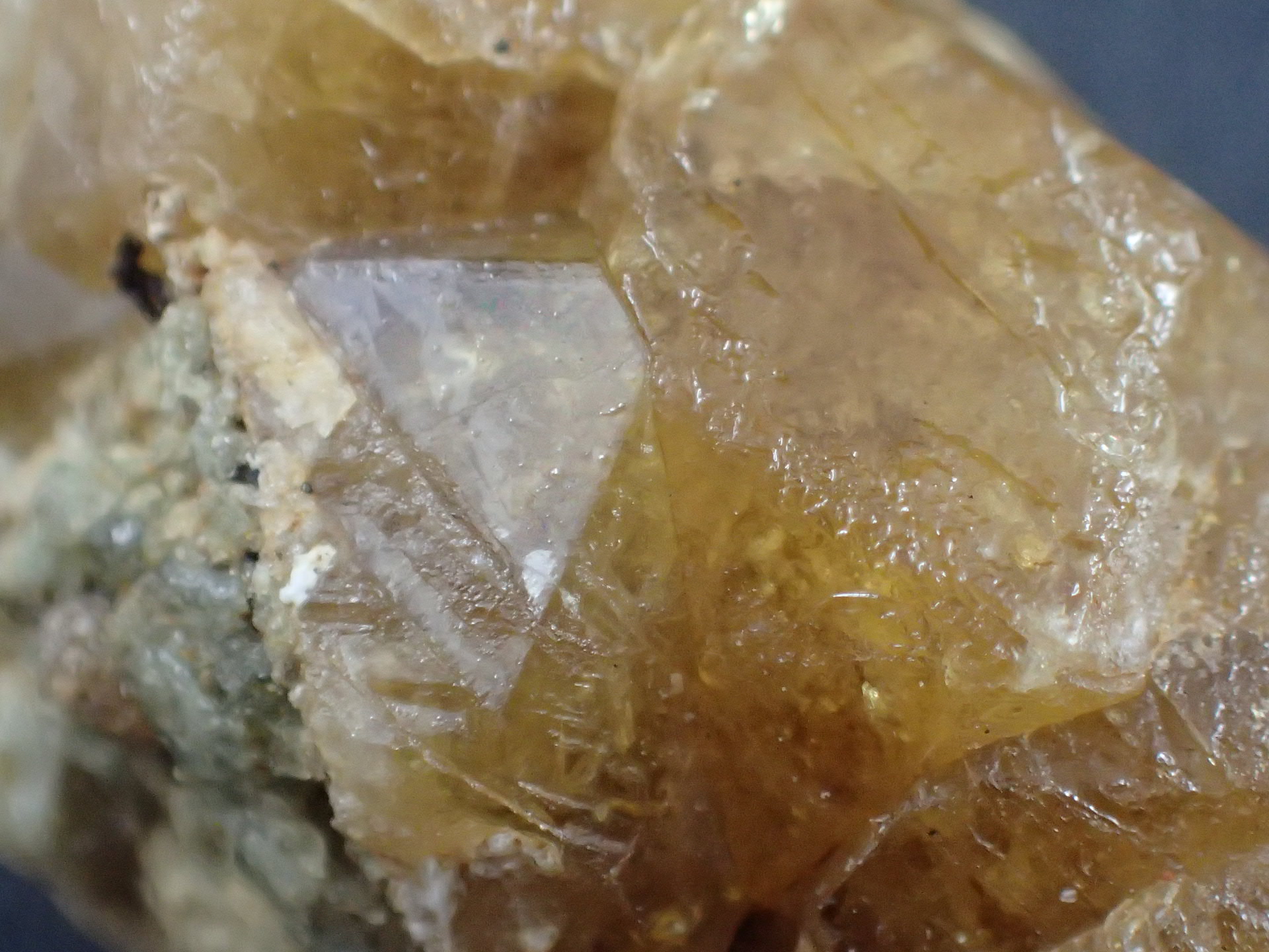 最高品質トパゾライトガーネット(Topazolite Garnet) Cerro De La