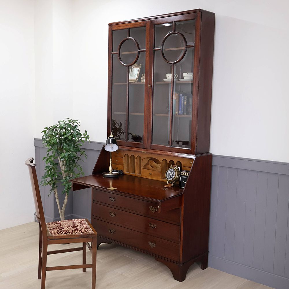 アンティーク家具やステンドグラス・ドア・雑貨の販売｜ビクトリアン