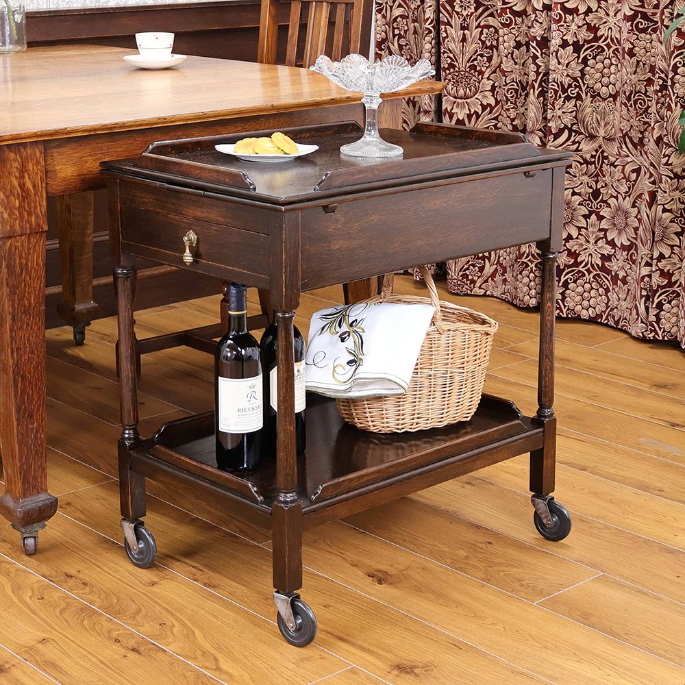 ダイニング – アンティーク家具と雑貨の店 ビクトリアンクラフト