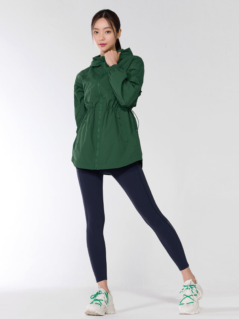 XTFJK07H4 アウトストリング フード付き ウィンドブレーカー