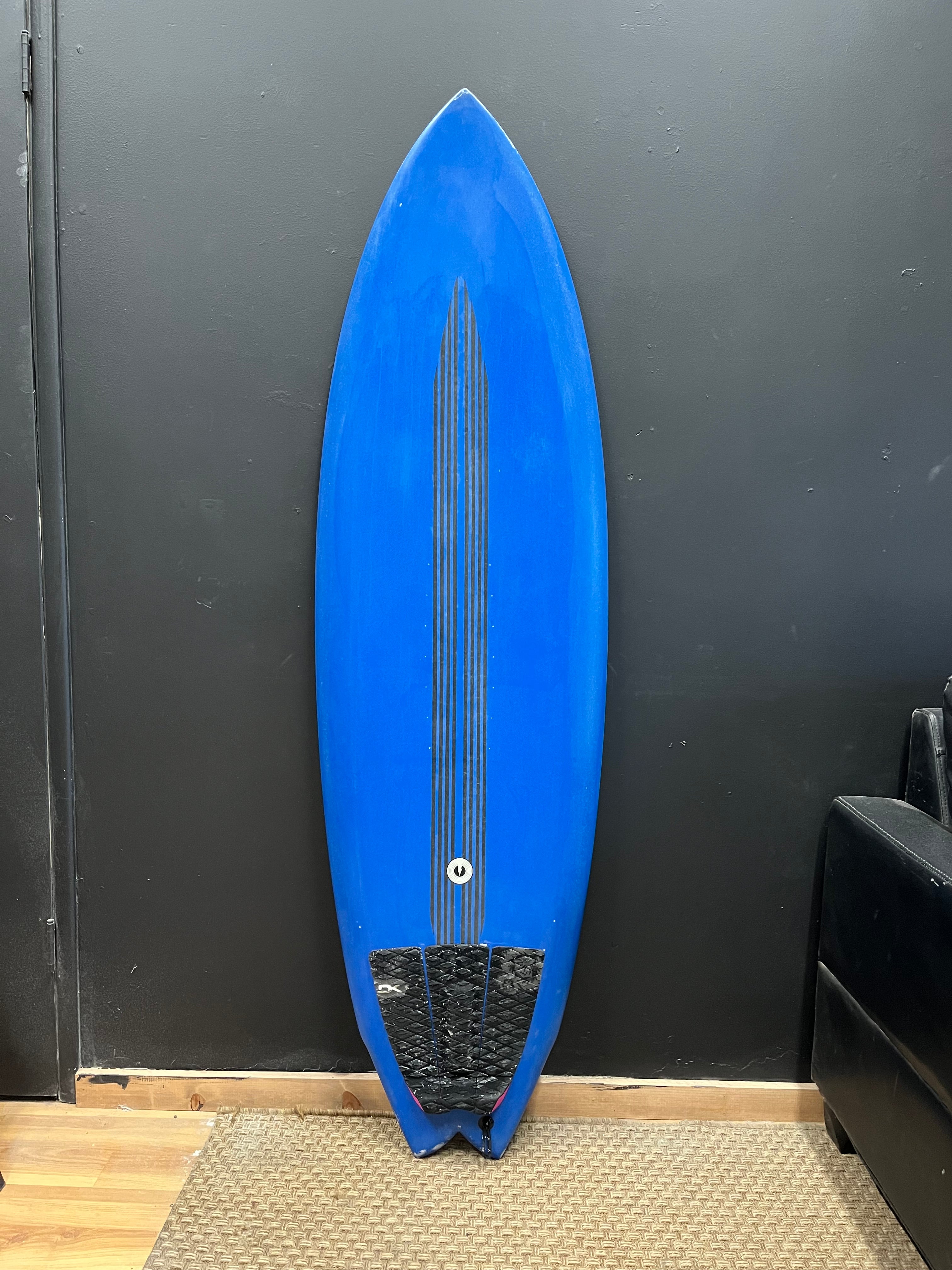 XTRカスタムエポキシボード、5'11