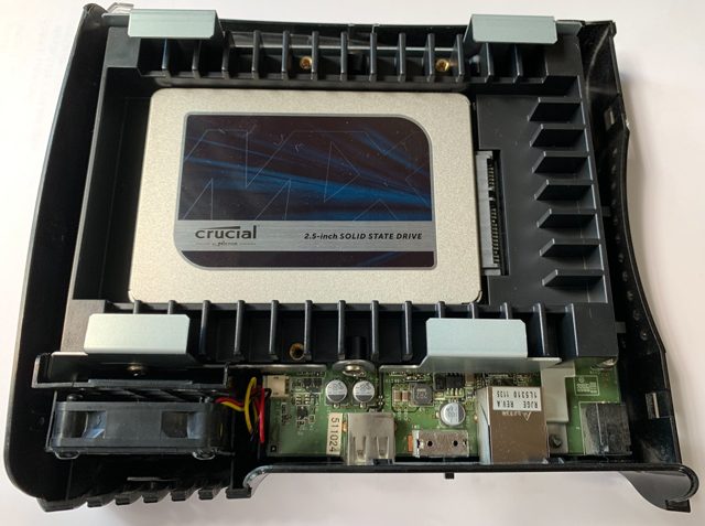 LinkStation(LS-VL)のHDDをSSDに交換 | The modern stone age.