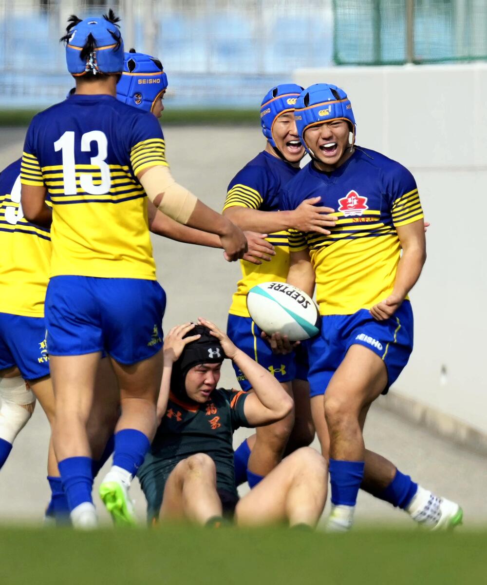 全国高校ラグビー , 京都成章 が 東福岡 の「 花園100勝 」阻み 初V