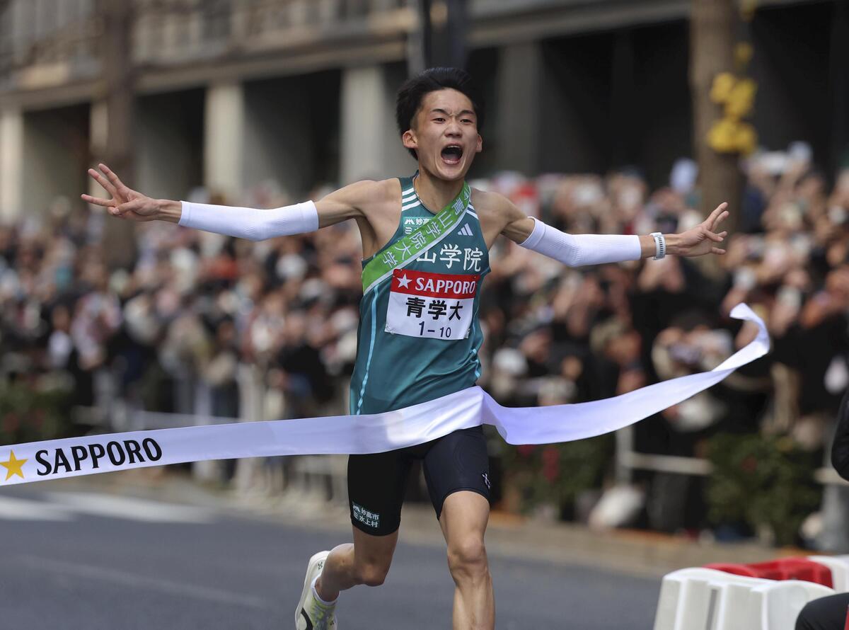 箱根駅伝2026[結果]青山学院大が3連覇、往路に続き大会新…中央学院大