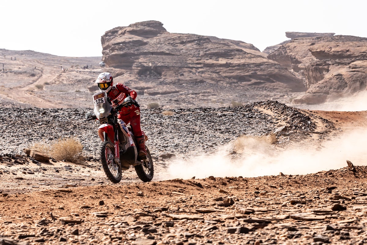 バイク:世界最高峰のレース「ダカール・ラリー」とは何か…完走した藤原