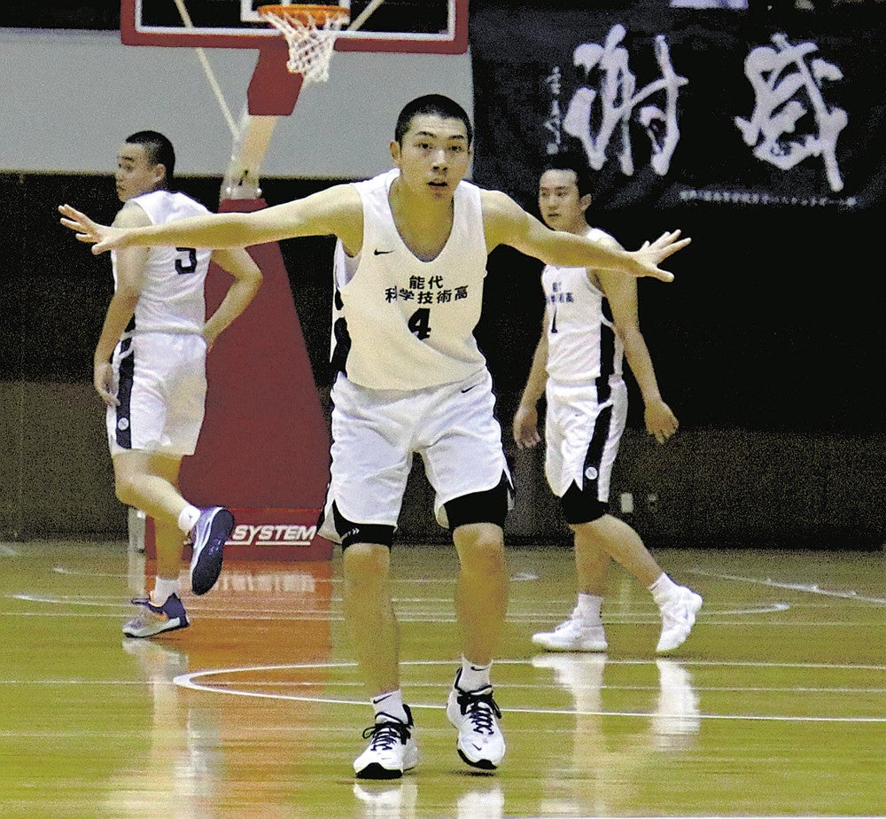 インターハイ：男子バスケの名門・能代工を引き継ぐ能代科学技術、初戦