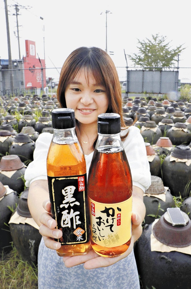 祖父が守った創業200年の黒酢、25歳の孫娘が遺志継ぎ奮闘…東京