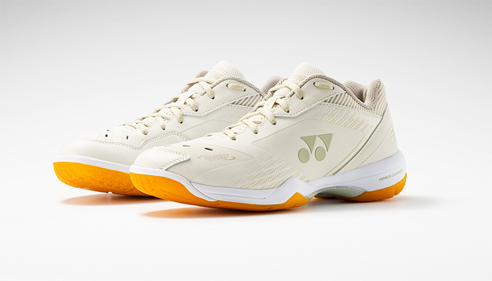 アッパー表面積素材の90％にリサイクル素材を使用したサステナブル