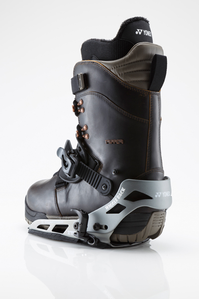 ステップインから、フレキシブルな操作性のハイバックレス