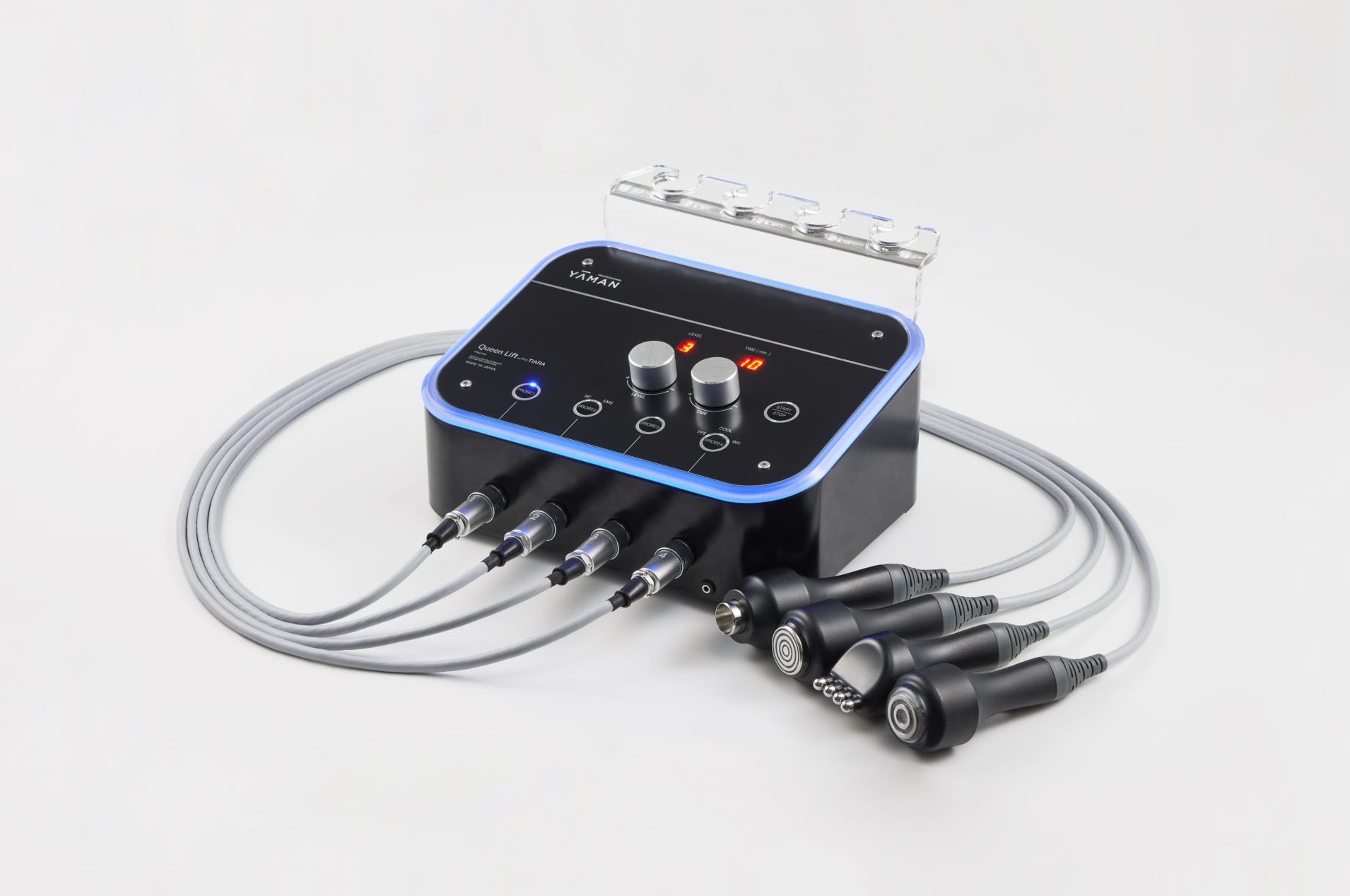 あげる*¹、輝く。進化型デザイニングフェイシャルマシン。 『クイーン