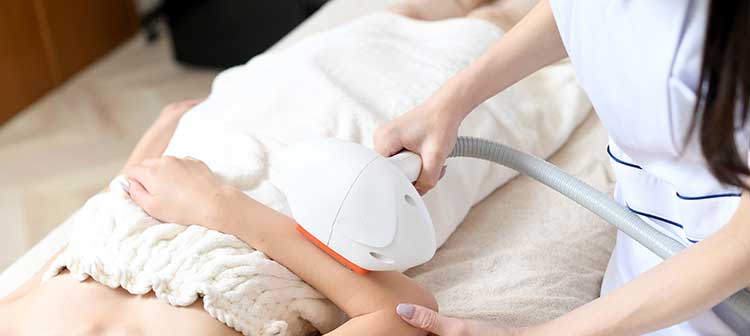 医療脱毛｜山口ファミリークリニック｜大阪市生野区・平野｜痛みの