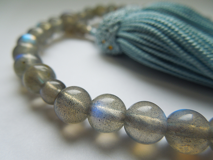 ラブラドライト7mm片手数珠二五房共仕立 お数珠の安田念珠店へ｜総本山