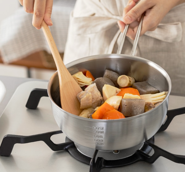 IH対応 アルミクラッド雪平鍋 22cm｜鍋・フライヤー・ケトル｜料理家