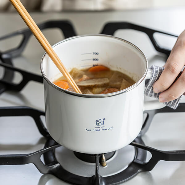 ホーロー ストッカーM 直火対応｜保存容器・調味料入れ・ピッチャー