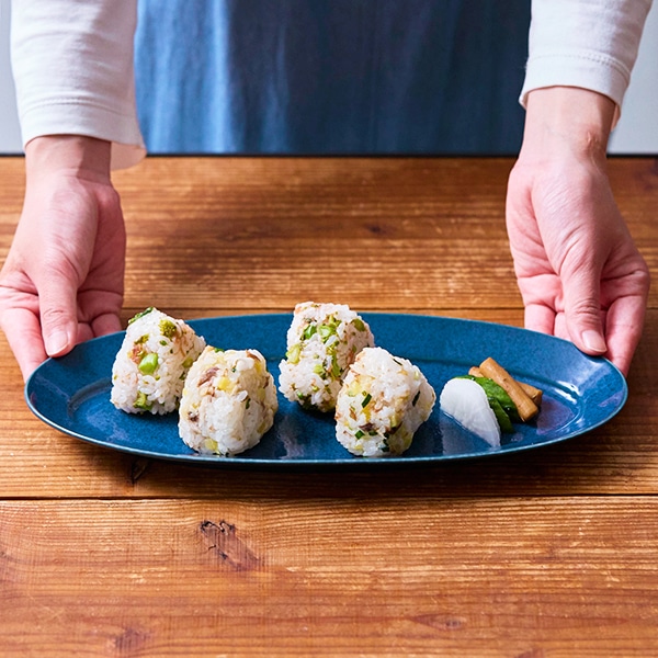 オーバルプレート 大 ブルー｜皿・プレート｜料理家 栗原はるみ レシピ