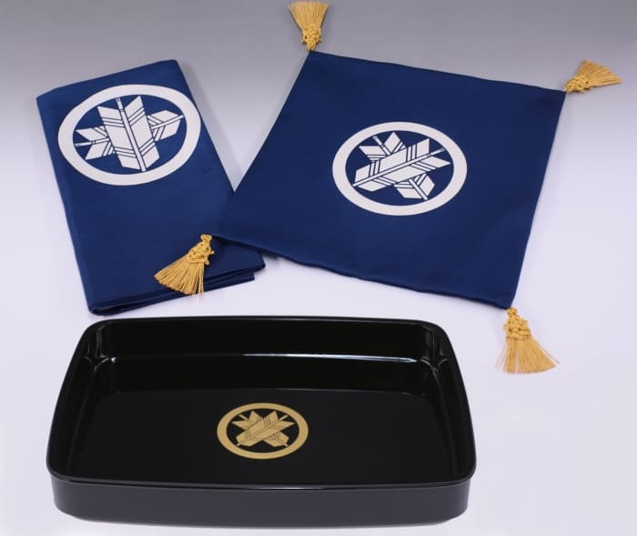 家紋入り 広蓋セット(越前塗)重目｜結納ドットコム
