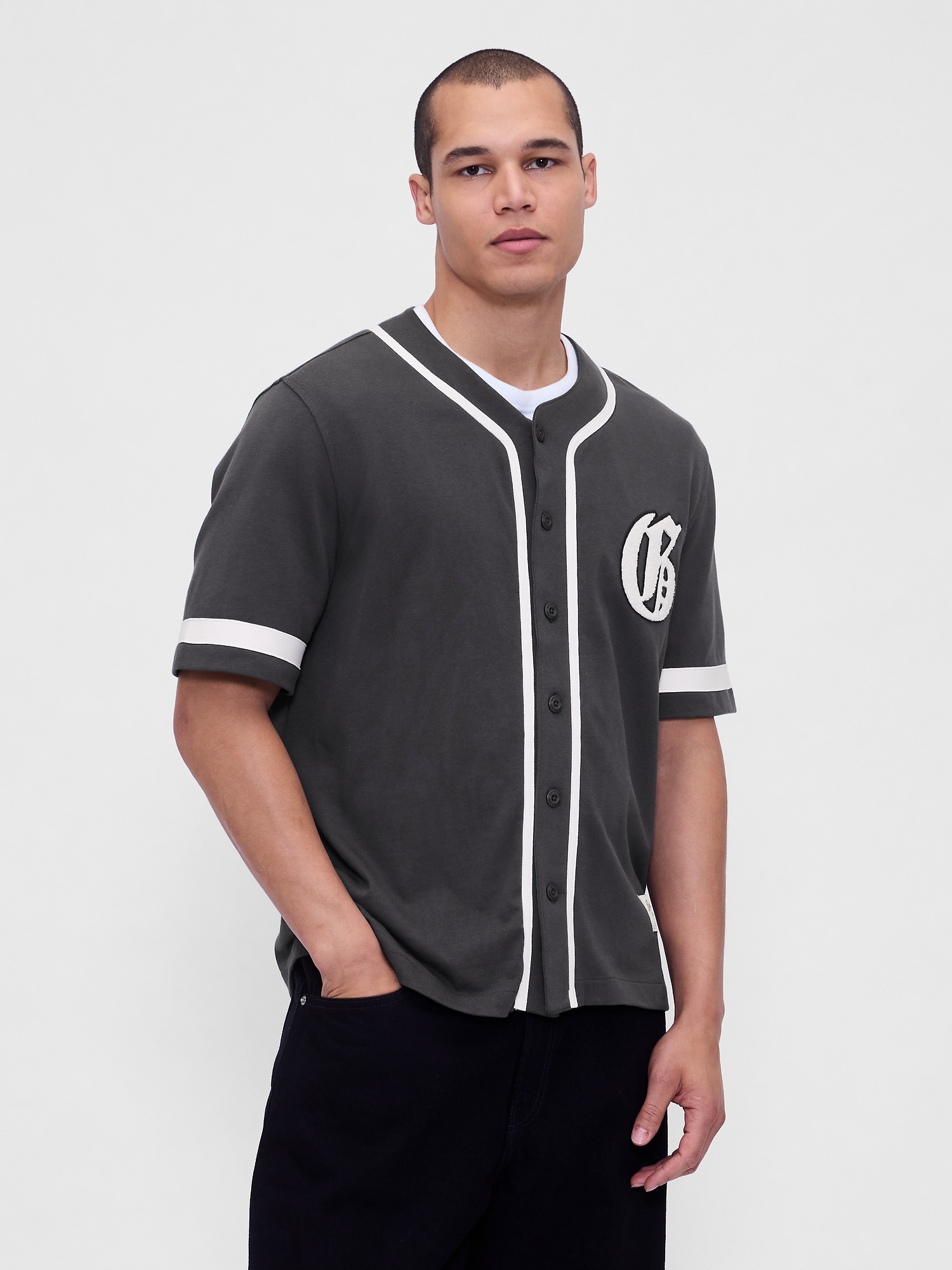 Gap公式オンラインストア | バーシティスタイルGAPロゴ ベースボール