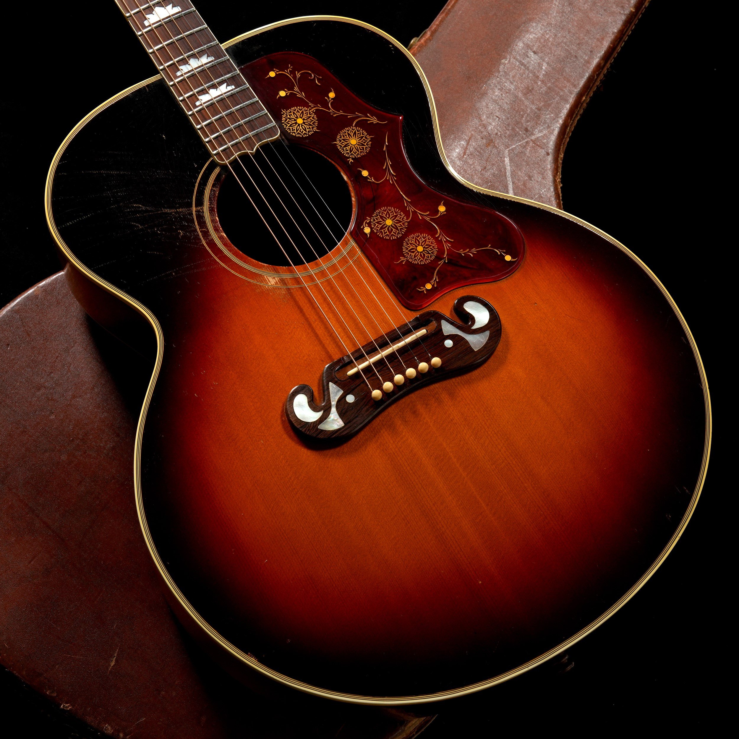 渋谷店VINTAGEブログ＃103】GIBSON / 1962年製 J-200 Sunburst