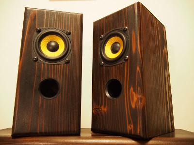 フルレンジバスレフ型自作スピーカー☆グラスファイバー | 雷鳴