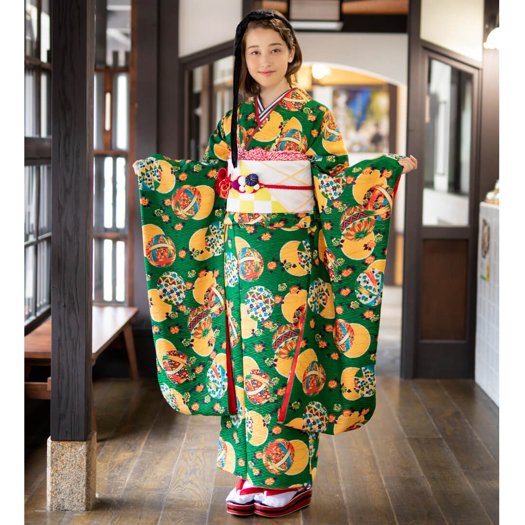 振袖：R1857 モダンアンテナ 緑 毬に牡丹│ 振袖レンタル │ 京都着物