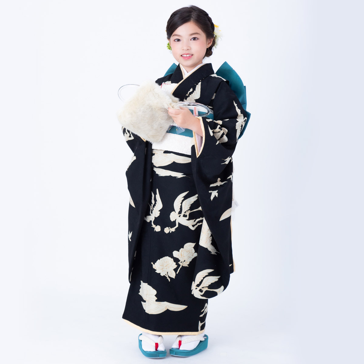 七五三七歳四つ身：N059 モダンアンテナ 黒 天使とお城 | 七五三着物