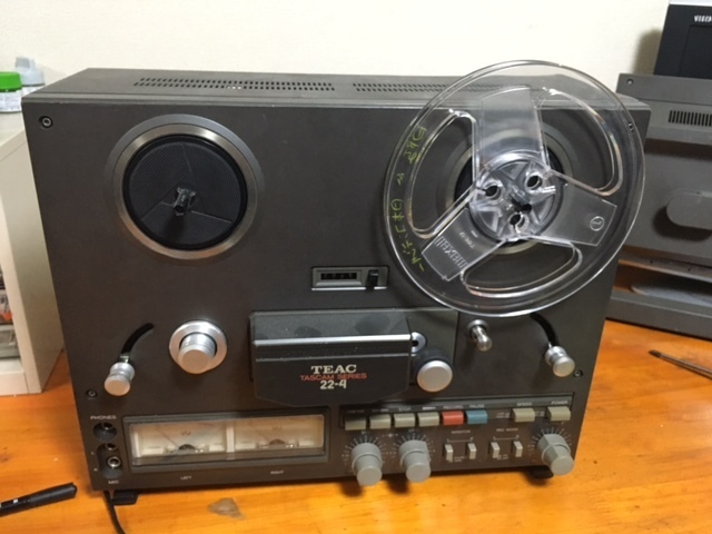 オープンリールデッキ TEAC 22-2のベルト交換: 東名川崎製作所（仮）