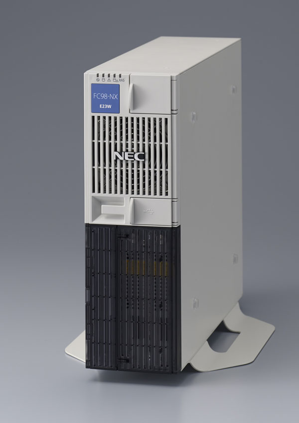 NECが省スペース型ファクトリーコンピュータに後継機、CPU刷新で性能