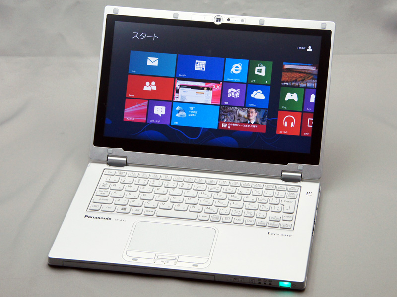 パナソニックのWindows 8対応Ultrabook「Let'snote AX2」をレビュー